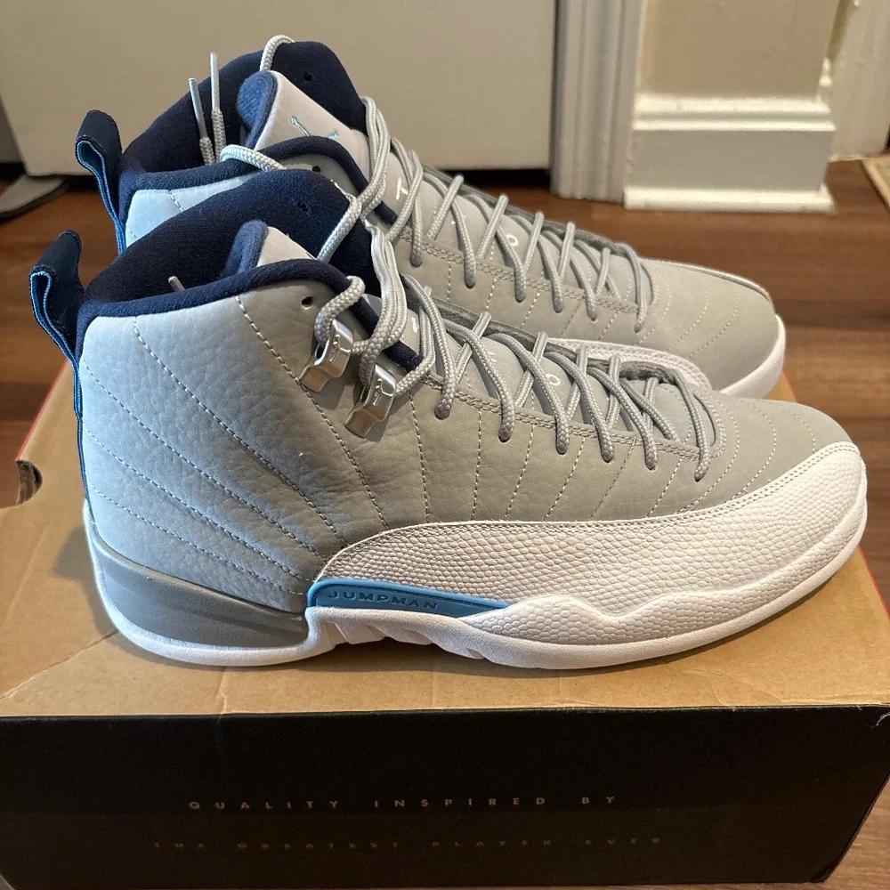 Air Jordan 12 Retro size 9
